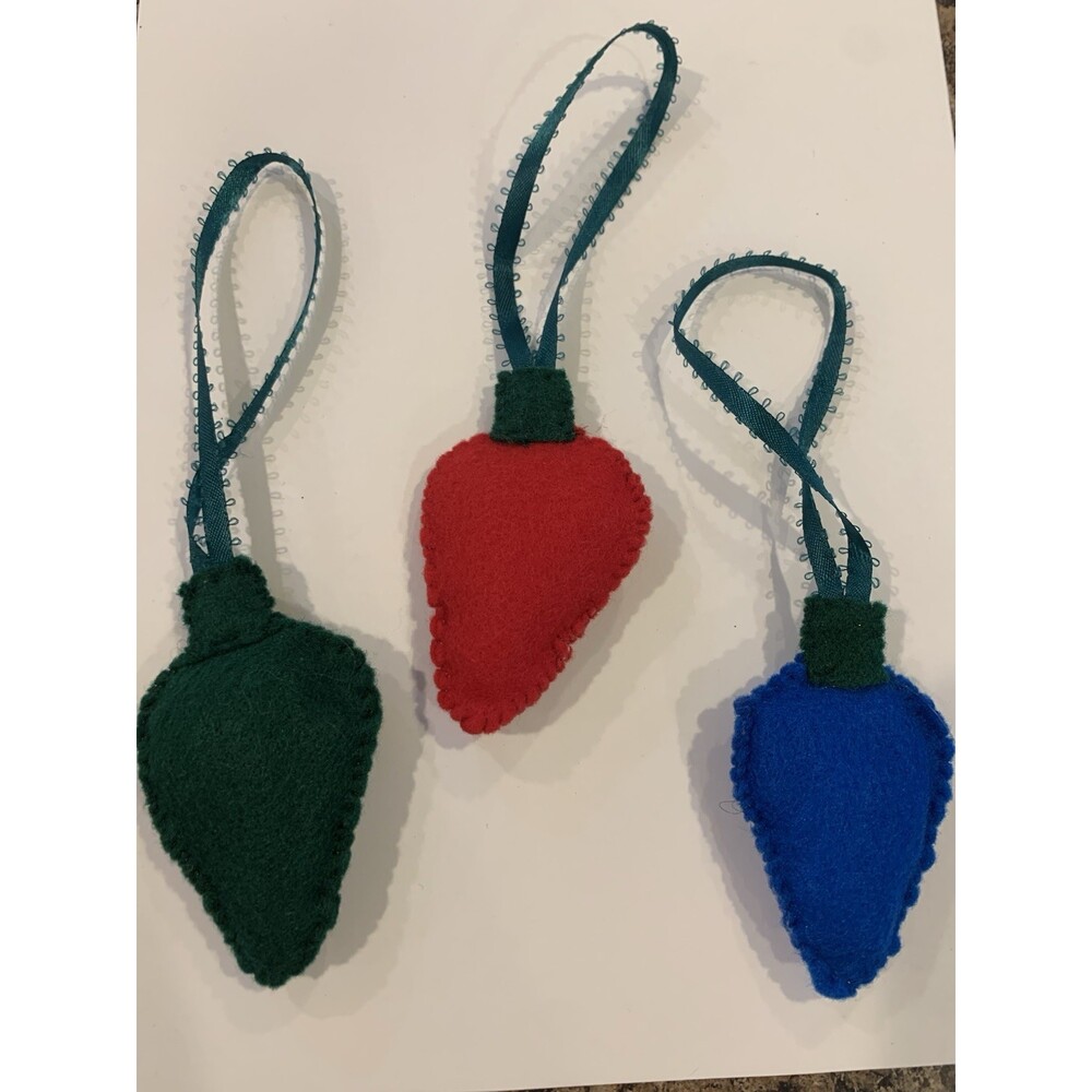 Felt Christmas Light Ornaments Vintage Hand Crafted Set of 3‎ 2"x3" - Picture 3 of 3
